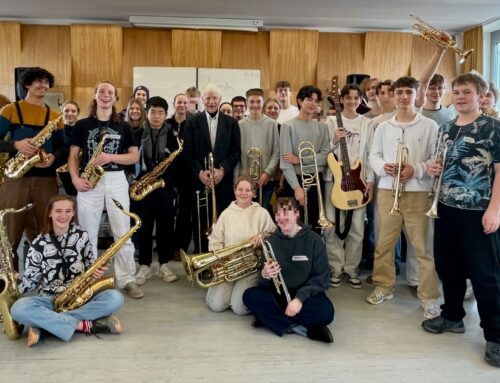 Schulbigband arbeitet mit Jazzprofi – Prof. Richard Roblee am MGG in Würzburg